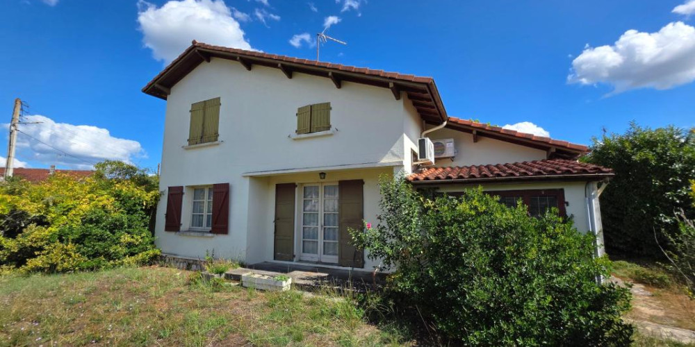 maison à MONT DE MARSAN (40000)